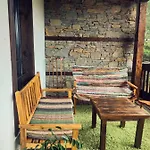 панорама хаус и еко къщи дървена и землянка Βίλα Leshten