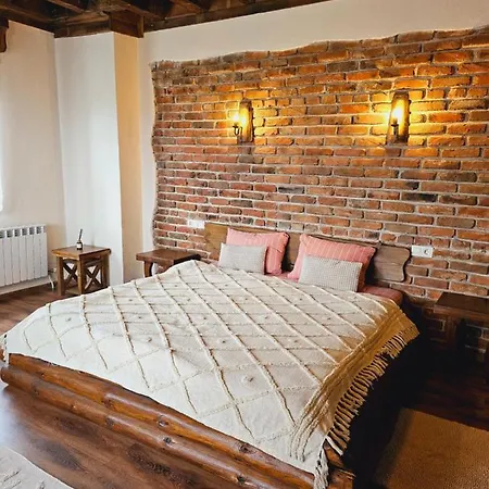 панорама хаус и еко къщи дървена и землянка Villa