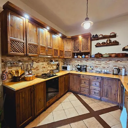 панорама хаус и еко къщи дървена и землянка