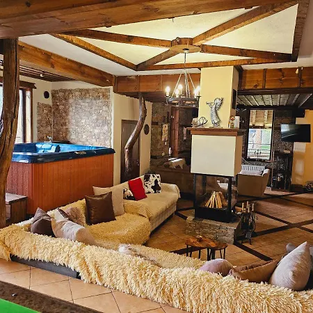 Vilă панорама хаус и еко къщи дървена и землянка