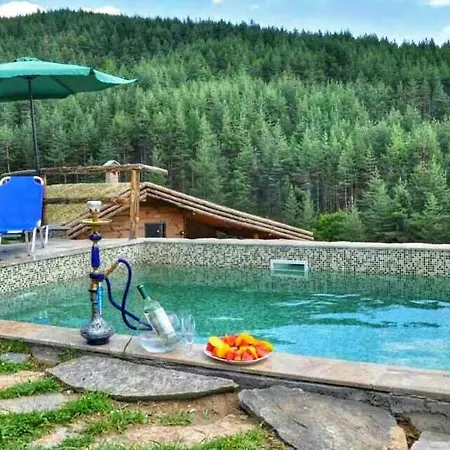 панорама хаус и еко къщи дървена и землянка Вилла