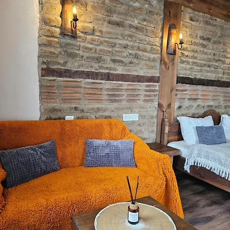 панорама хаус и еко къщи дървена и землянка Villa