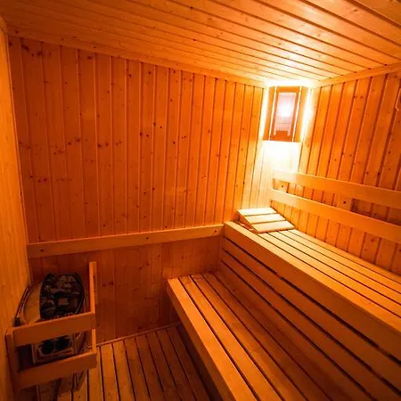 панорама хаус и еко къщи дървена и землянка