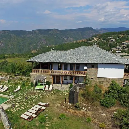 Vilă панорама хаус и еко къщи дървена и землянка *