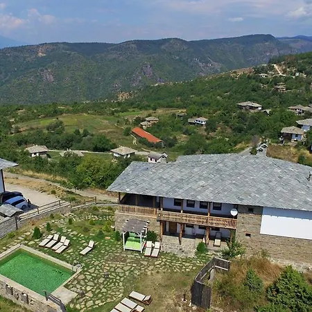 Vilă панорама хаус и еко къщи дървена и землянка *