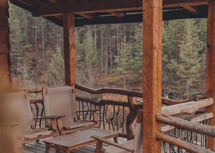 Луксозна вила панорама хаус и еко къщи дървена и землянка