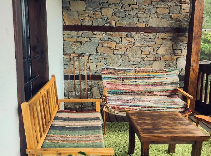 панорама хаус и еко къщи дървена и землянка Луксозна вила Лещен