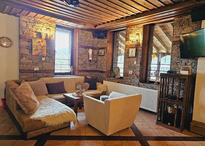 Villa панорама хаус и еко къщи дървена и землянка