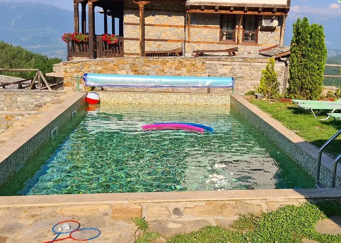 Луксозна вила панорама хаус и еко къщи дървена и землянка