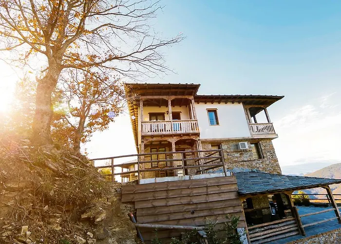 Villa панорама хаус и еко къщи дървена и землянка *